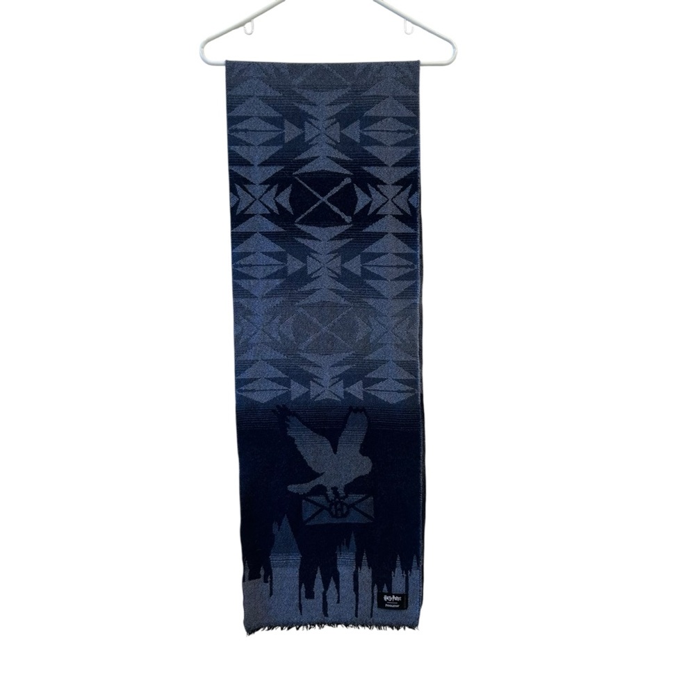 Pendleton Blue and Black Patterned Scarf - image 4